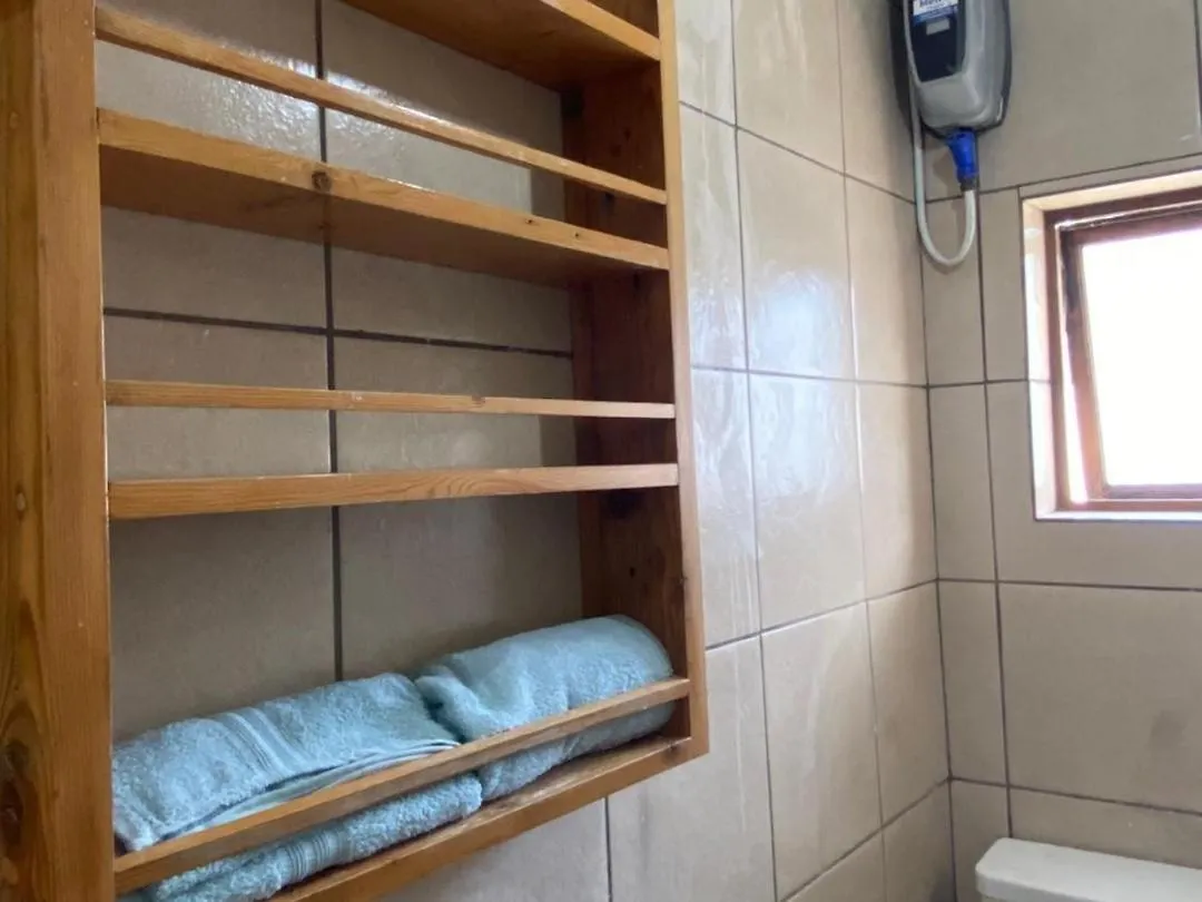 Le Leu Self Catering Apartment Cape Town South Africa